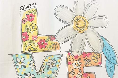 Gucci Cartoon Floral "Love" T-Shirt