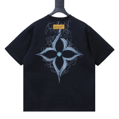 Louis Vuitton Back Four-Leaf Star-Flower Print T-Shirt Black 01