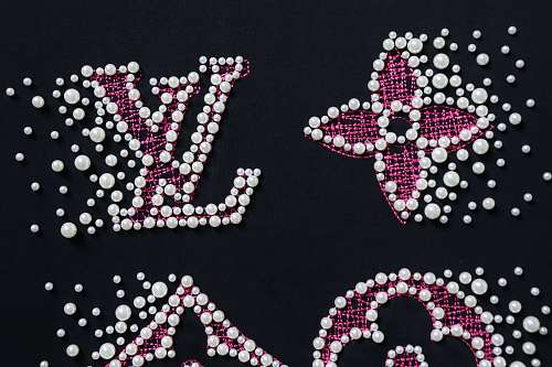 Louis Vuitton Linear Beaded Embroidery T-Shirt Black