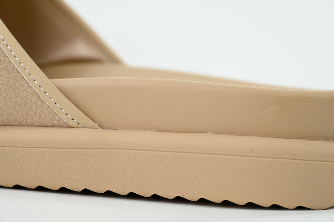 Louis Vuitton Miami Mules Beige
