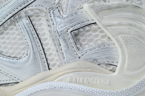 Balenciaga Runner LED Sneaker White 853223 WRNLD 0102