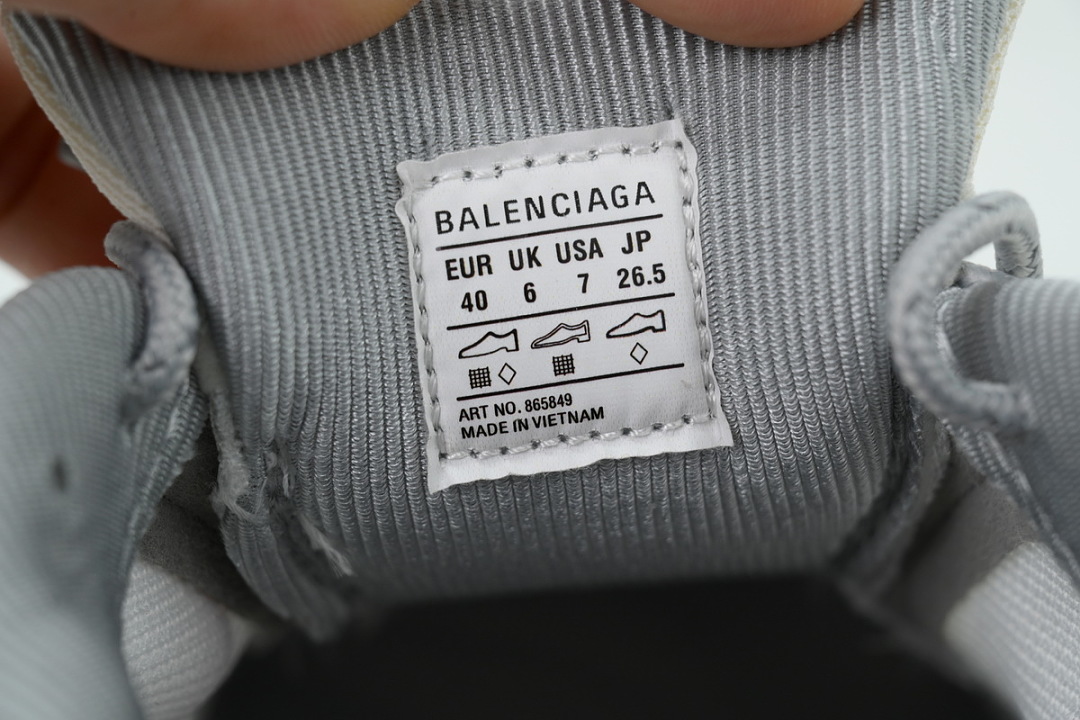 Balenciaga Triple S 2 'Gradient Grey' 865849 WTR2G 1800