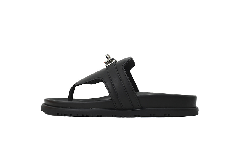 Hermes Flat Thong Sandals Black