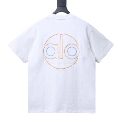ALO Color-Blocked Embroidered Logo Short-Sleeve White 02