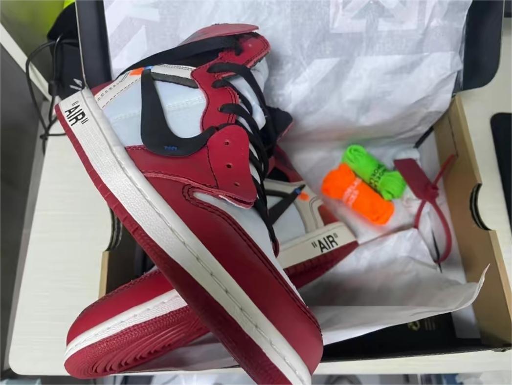 Air Jordan 1 Retro High Off-White Chicago AA3834-101 review Amber