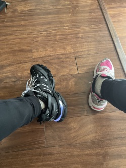 Balenciaga Track LED Black 2021 542436W3AC11090 review 0Eluu