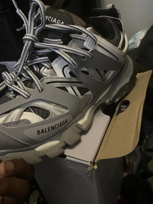 Balenciaga Track Grey White (Without LED) 555036W2GB71214 review 