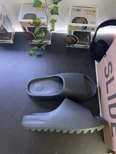 Adidas Yeezy Slide Granite ID4132 review elias