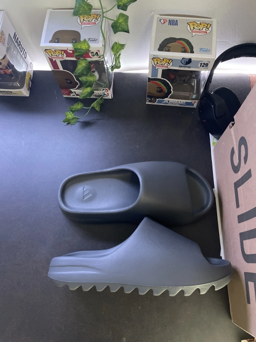 Adidas Yeezy Slide Granite ID4132 review 