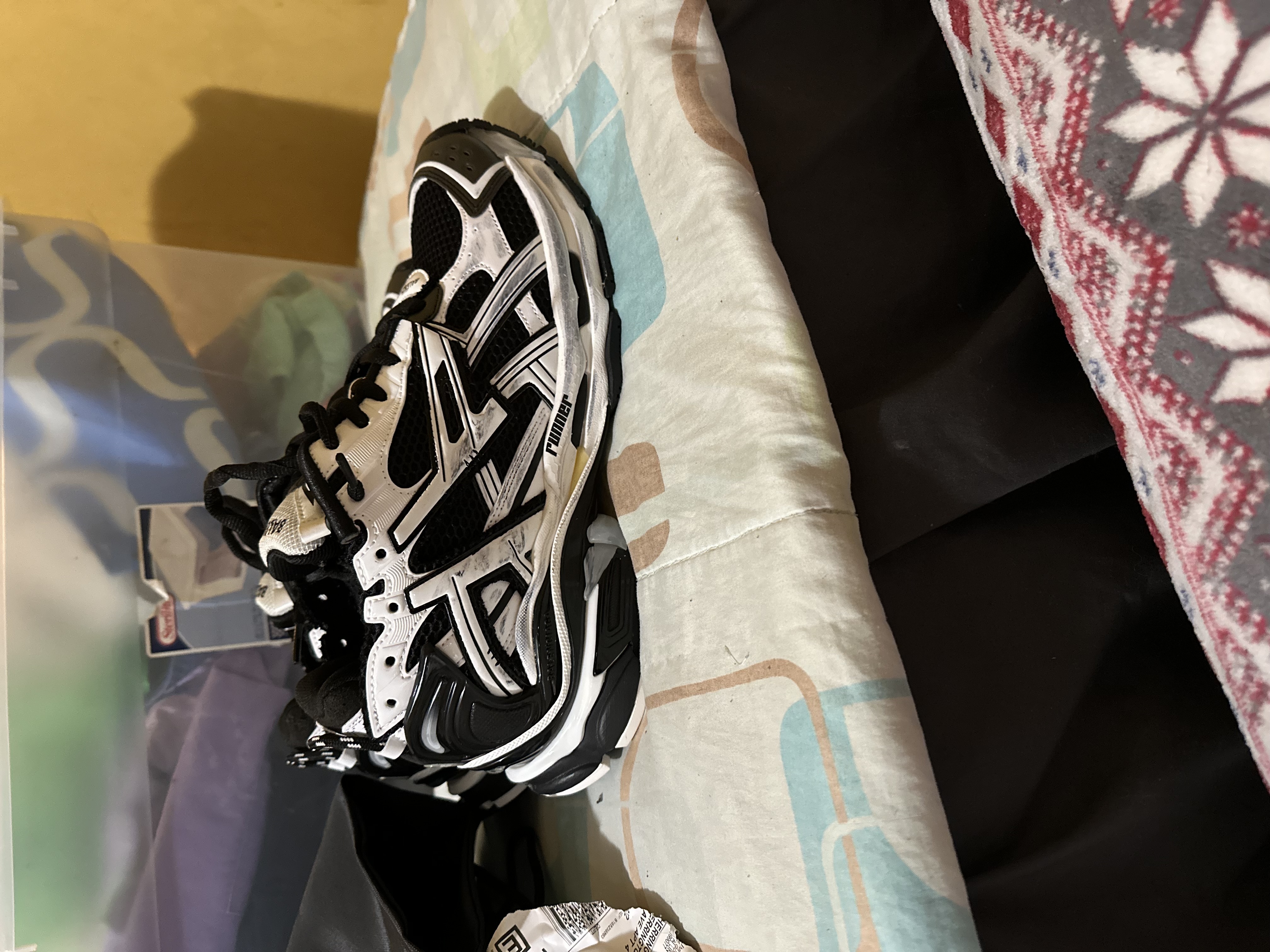 Balenciaga Runner Black White 677403W3RB29010 review jerryherrington 02