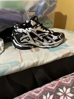 Balenciaga Runner White Black White 677403W3RB29010 review jerryherrington 03