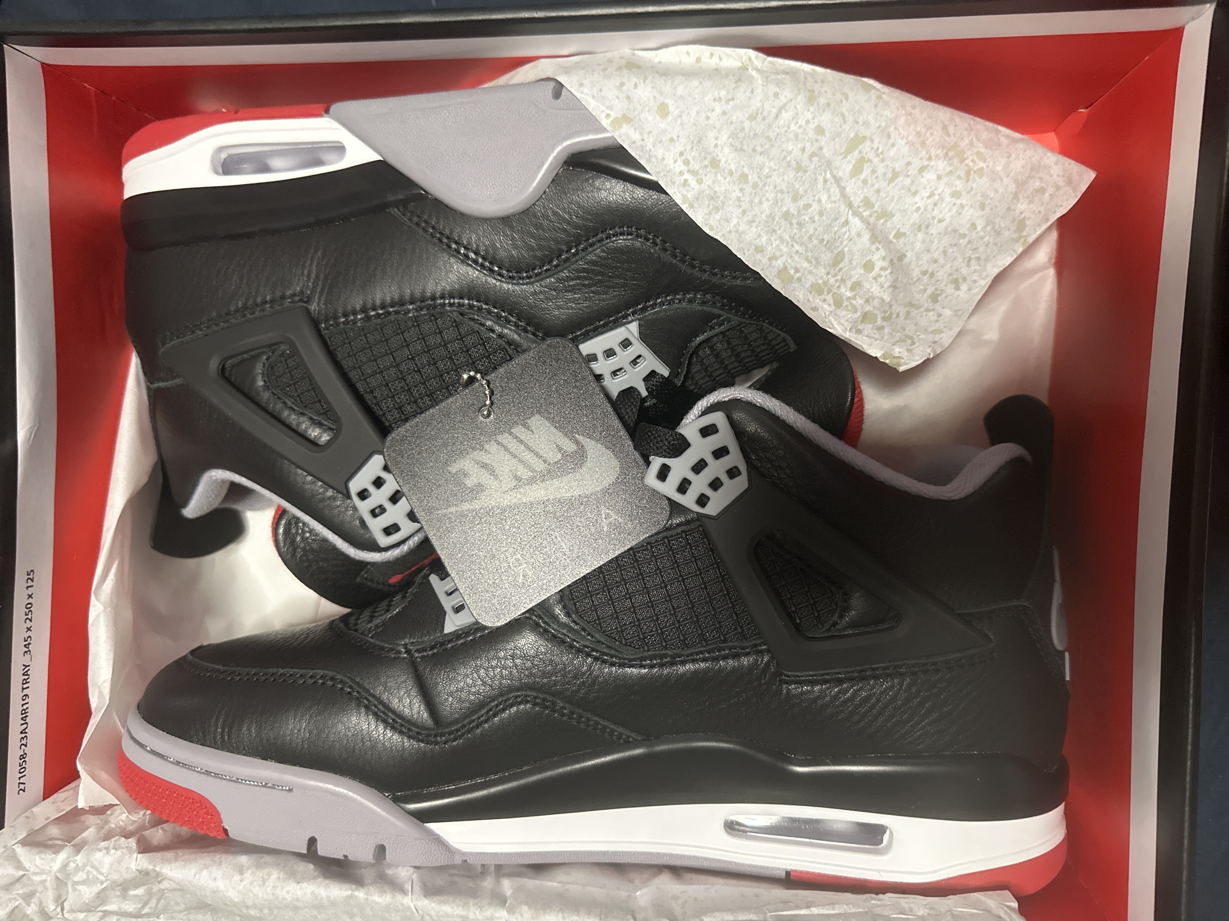 Air Jordan 4 Retro Bred Reimagined FV5029-006 review Doe 03