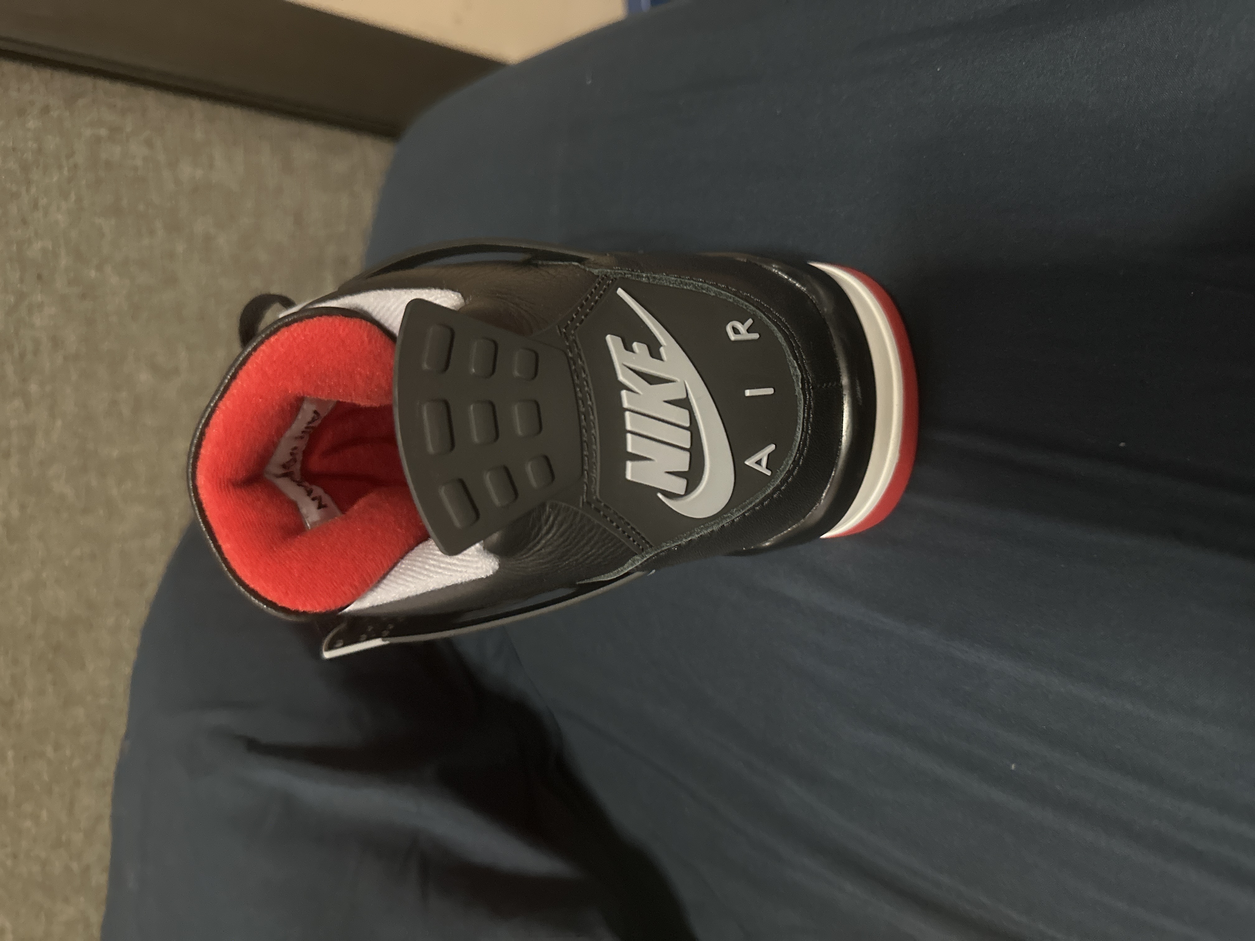 Air Jordan 4 Retro Bred Reimagined FV5029-006 review Doe 05