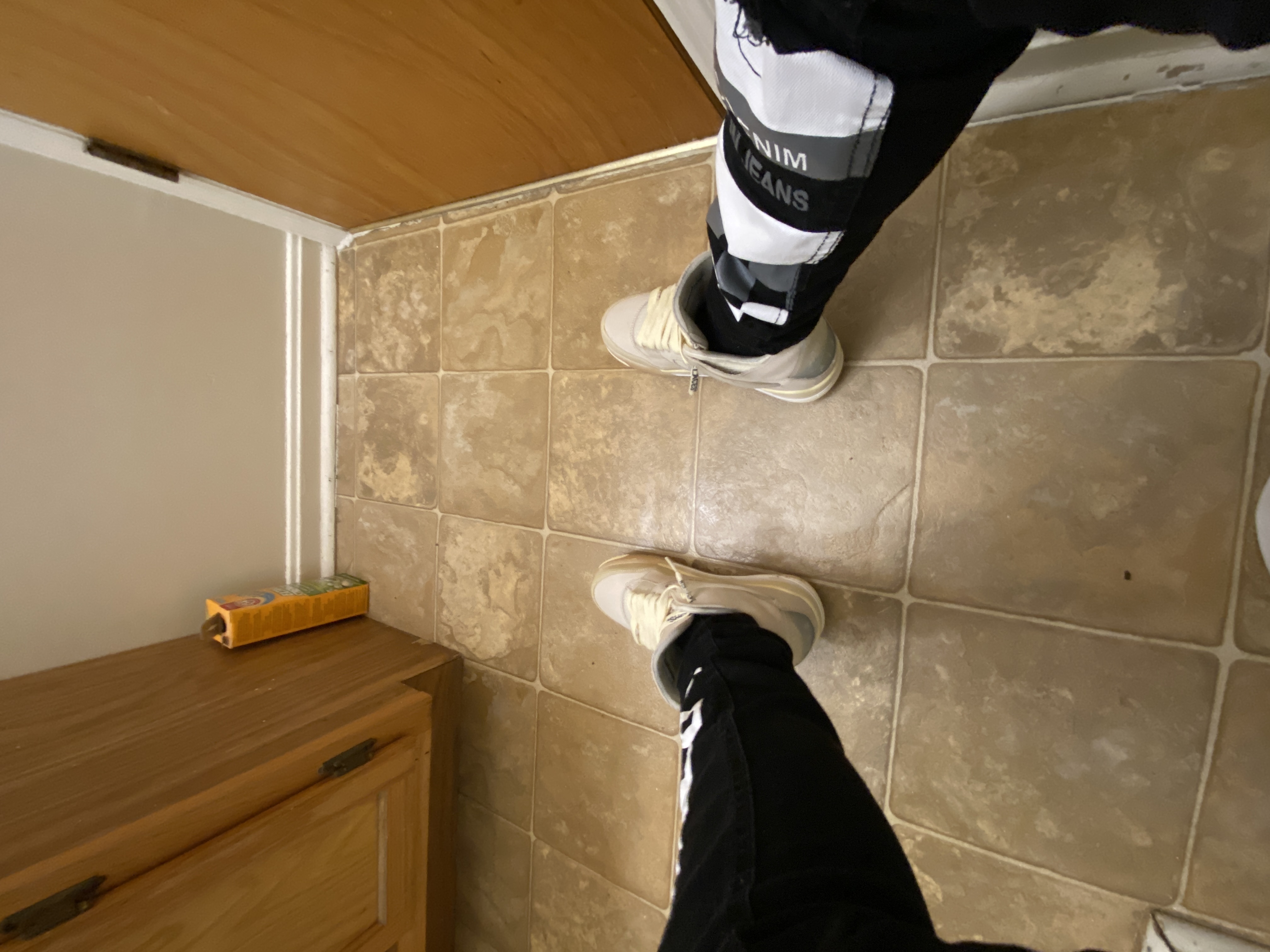 Air Jordan 4 Retro Off-White Sail CV9388-100 review Mani