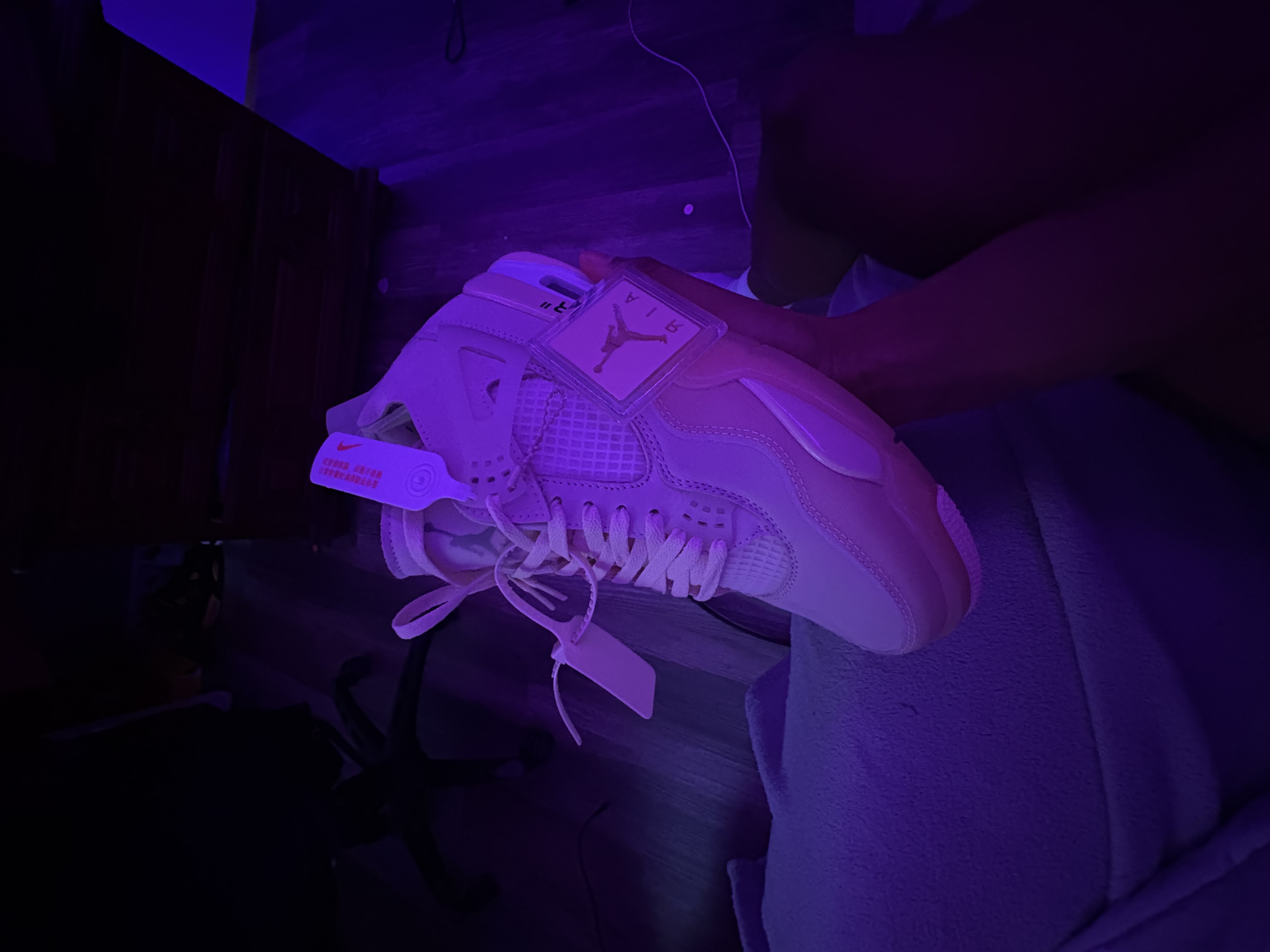 Air Jordan 4 Retro Off-White Sail CV9388-100 review DkNYC 05