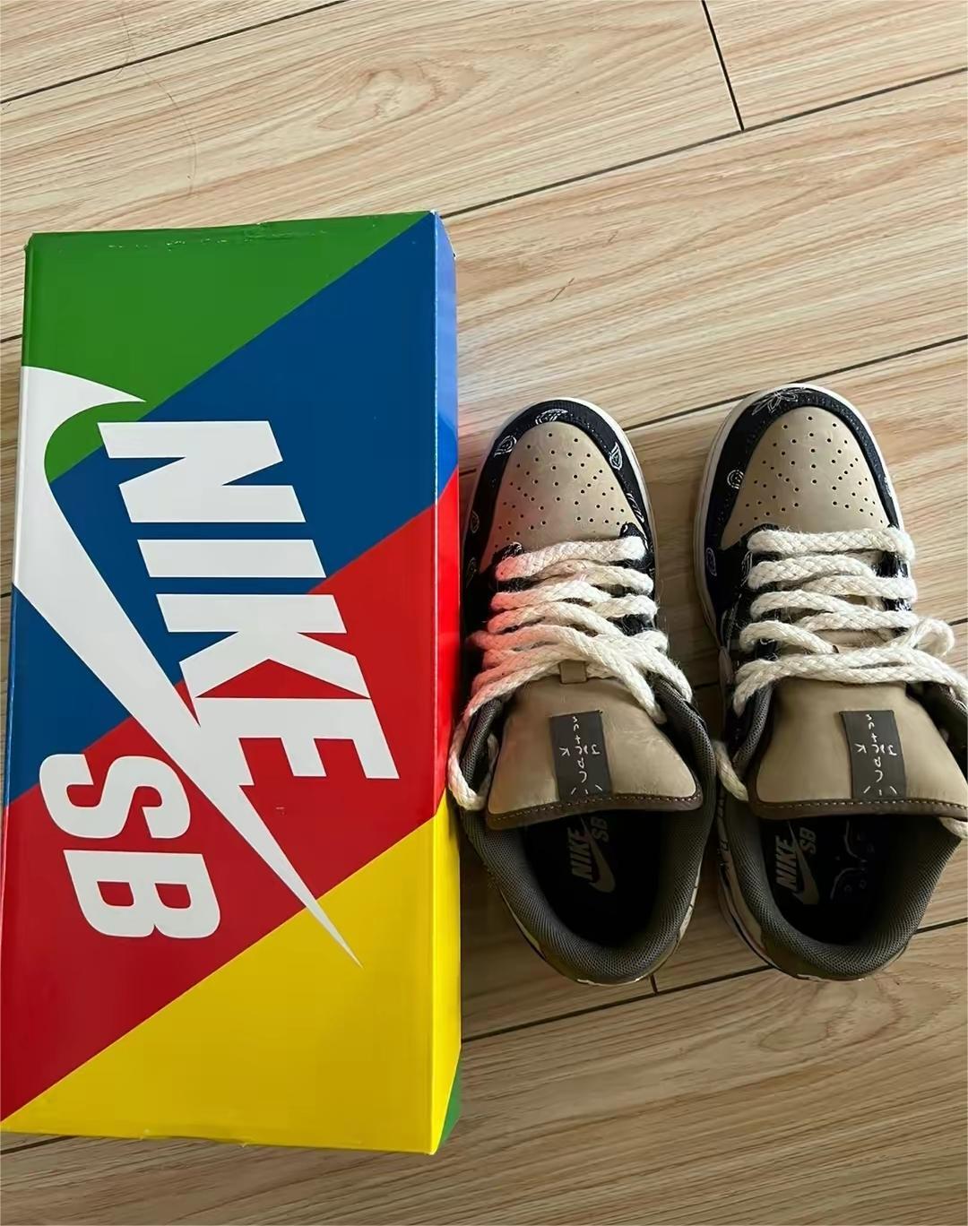 Nike Dunk SB Low Travis Scott CT5053-001 review Brantley