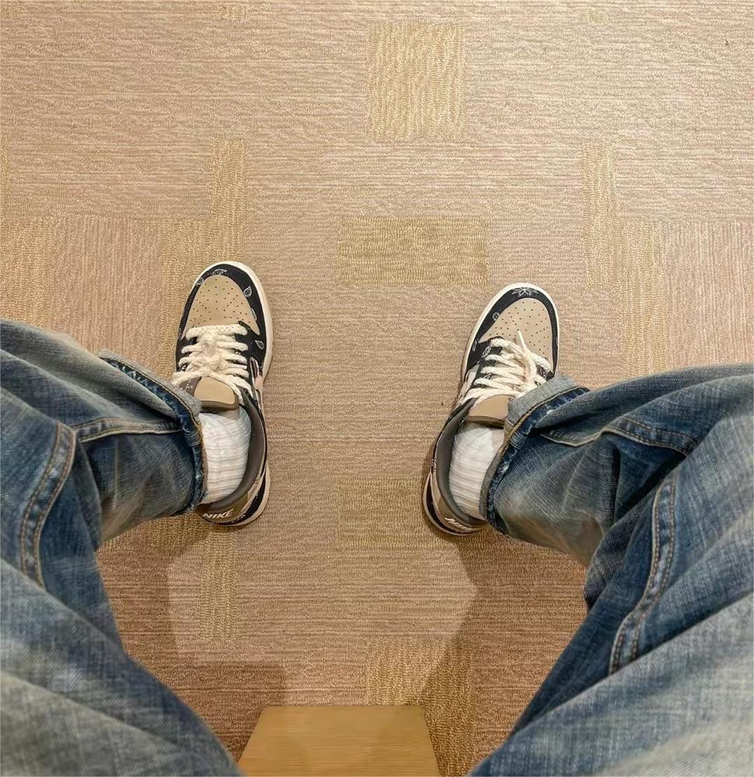 Nike Dunk SB Low Travis Scott CT5053-001 review Caleb