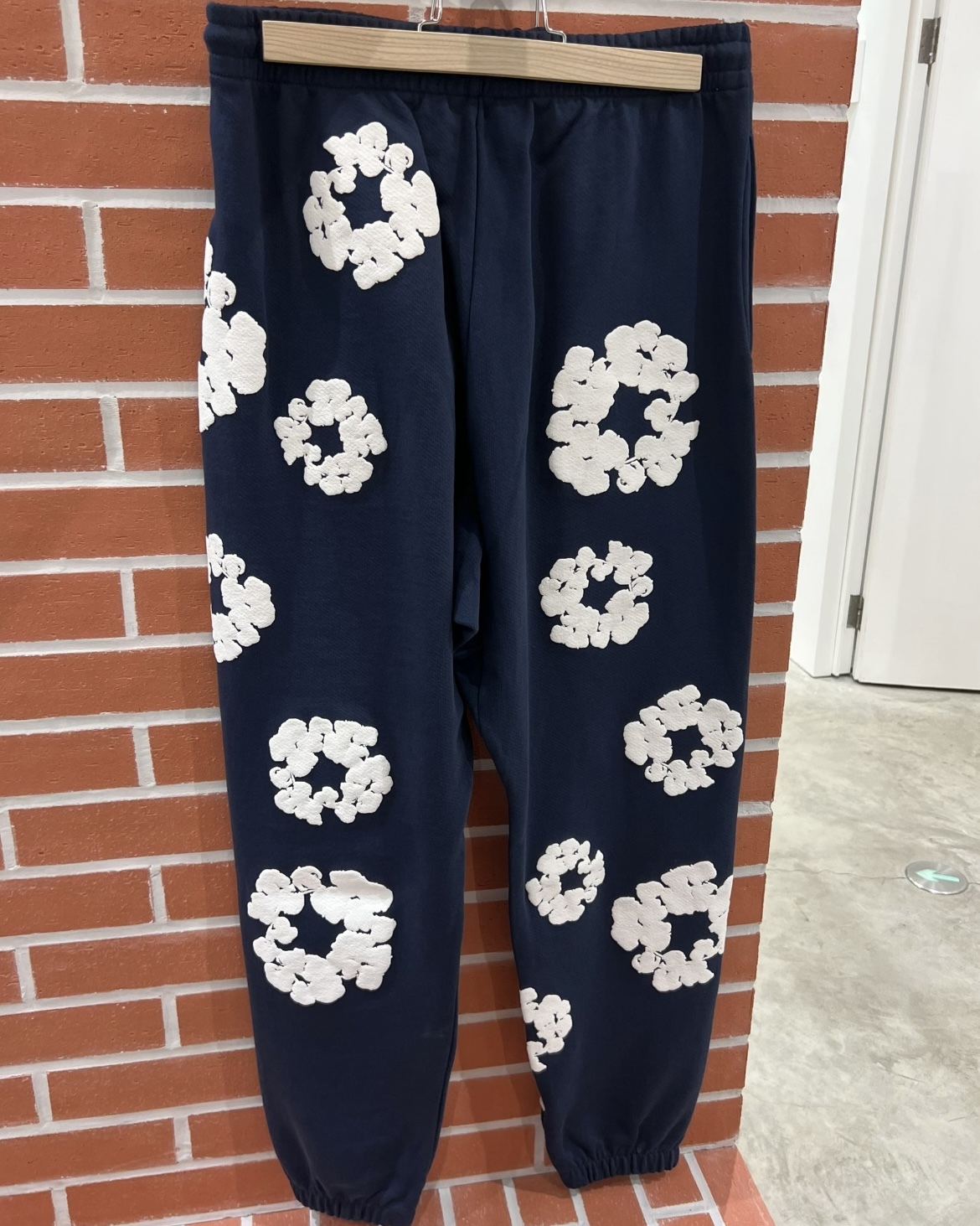 Denim Tears The Cotton Wreath Sweatpants Navy review 0