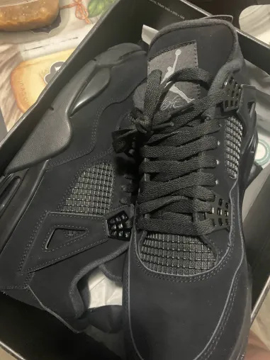 Air Jordan 4 Retro Black Cat CU1110-010 review Elsa Ovalle 01