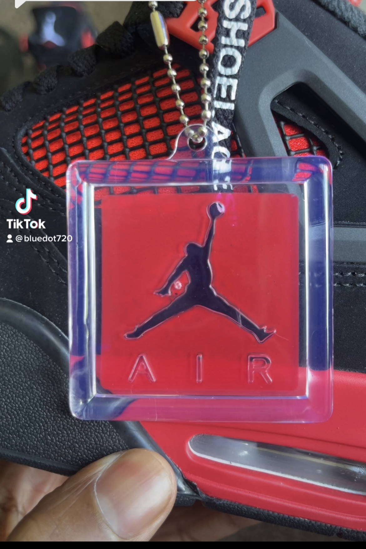 Air Jordan 4 Retro Red Thunder CT8527-016 review Blue Dot 03