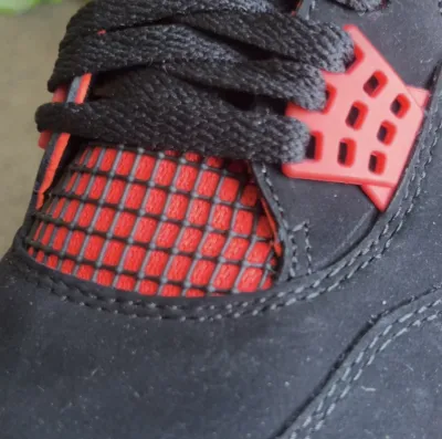 Air Jordan 4 Retro Red Thunder CT8527-016 review Blue Dot 04