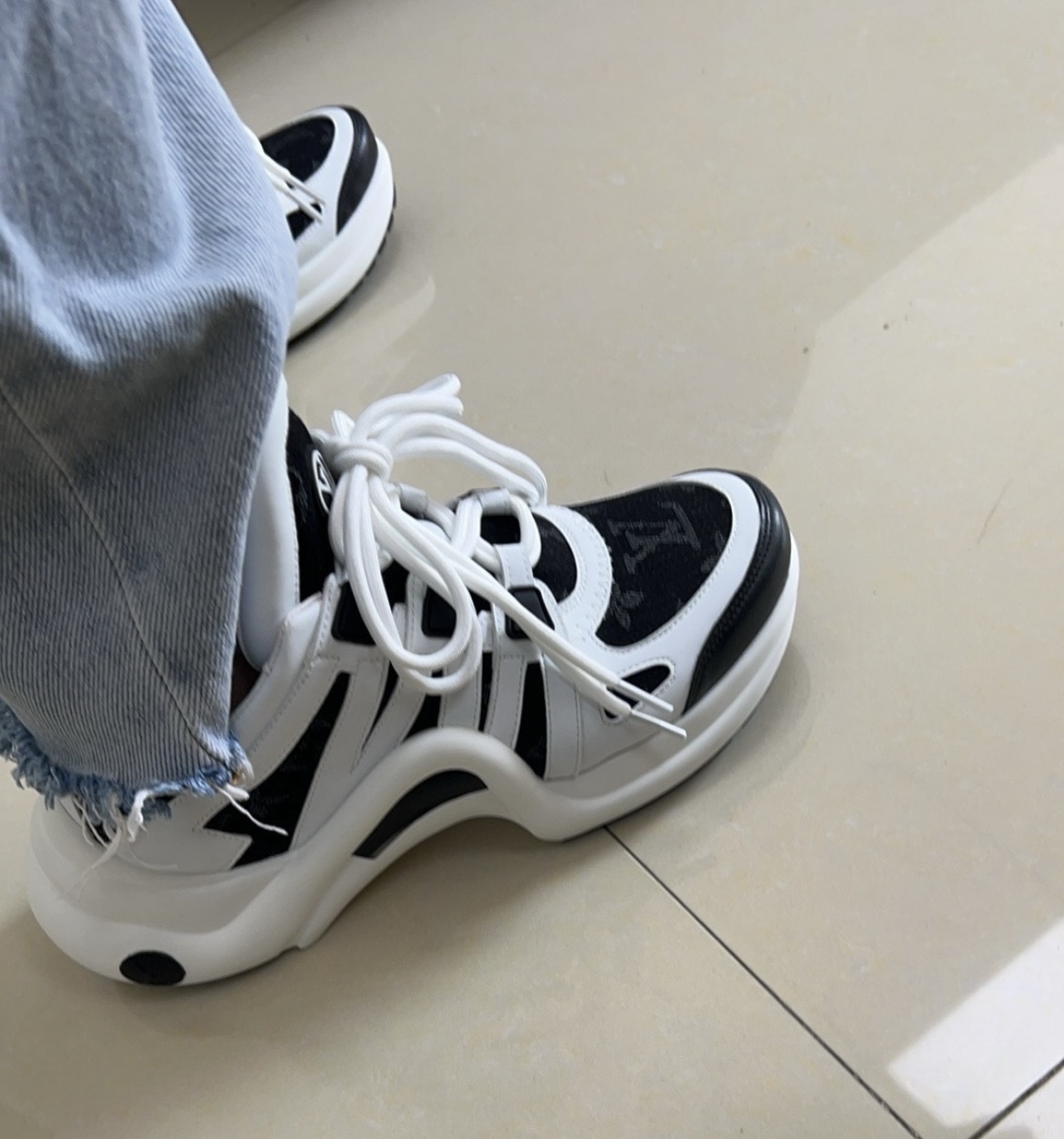 Louis Vuitton Archlight Sneakers 1ACL1C review Giovanni Sataille 00