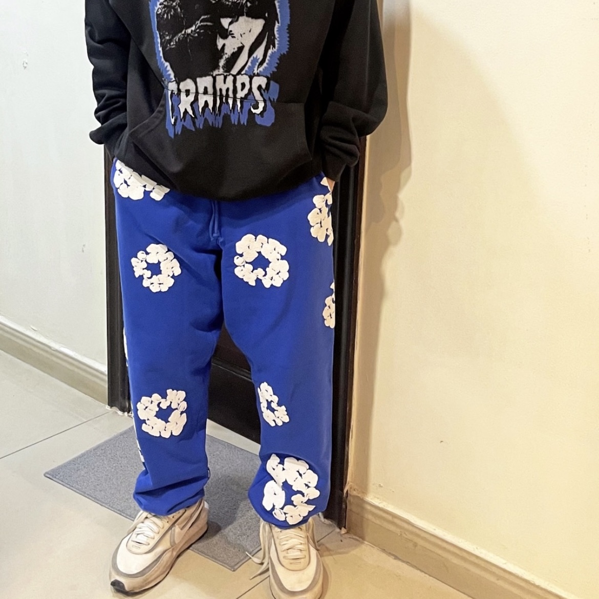 Denim Tears The Cotton Wreath Sweatpants Blue review 0