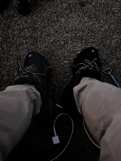 Balenciaga Track Black 542023 W1GB1 1000 review laydan 01