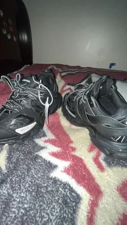 Balenciaga Track Black 542023 W1GB1 1000 review laydan 02