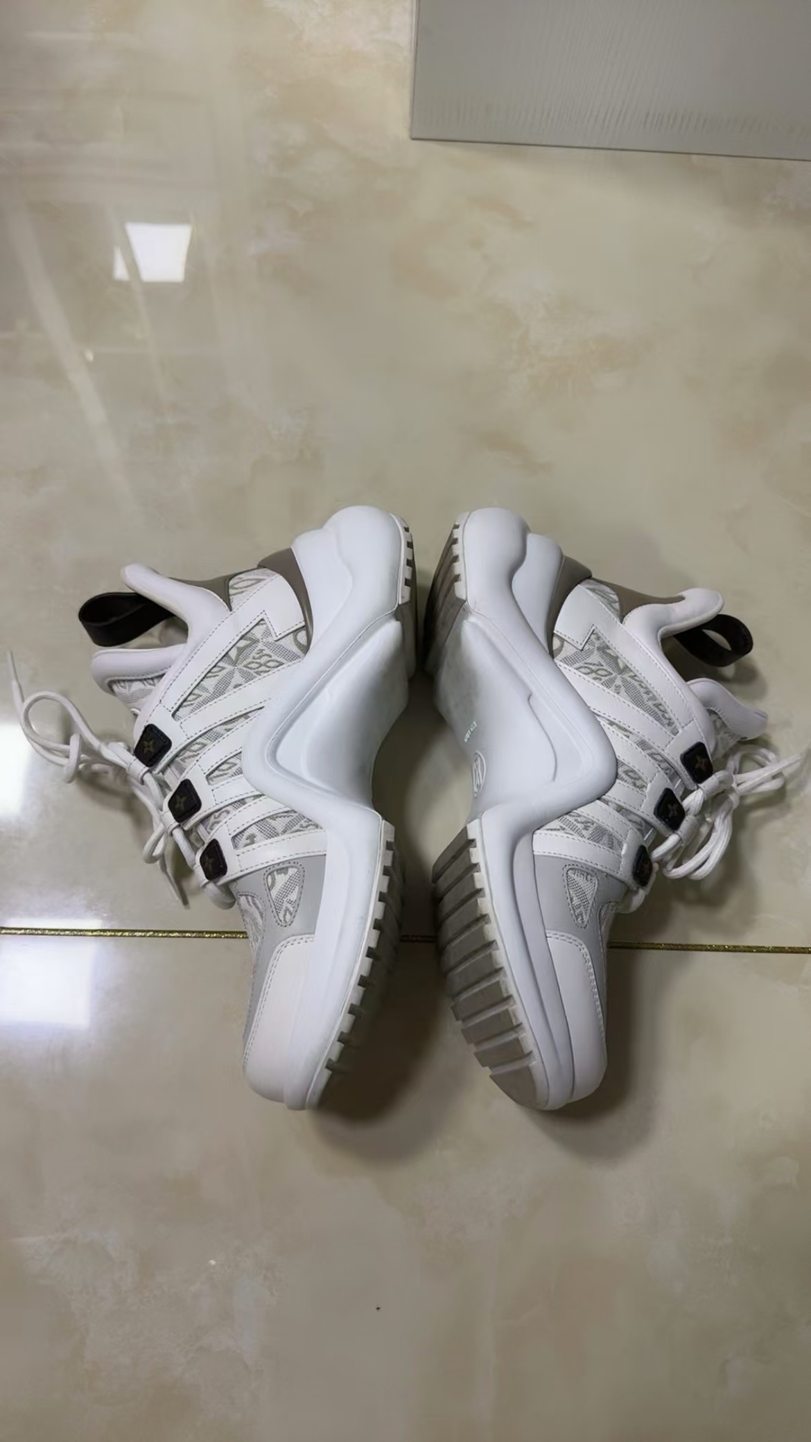 Louis Vuitton Archlight Sneakers 1AAIX1 review Adrian Espinoza