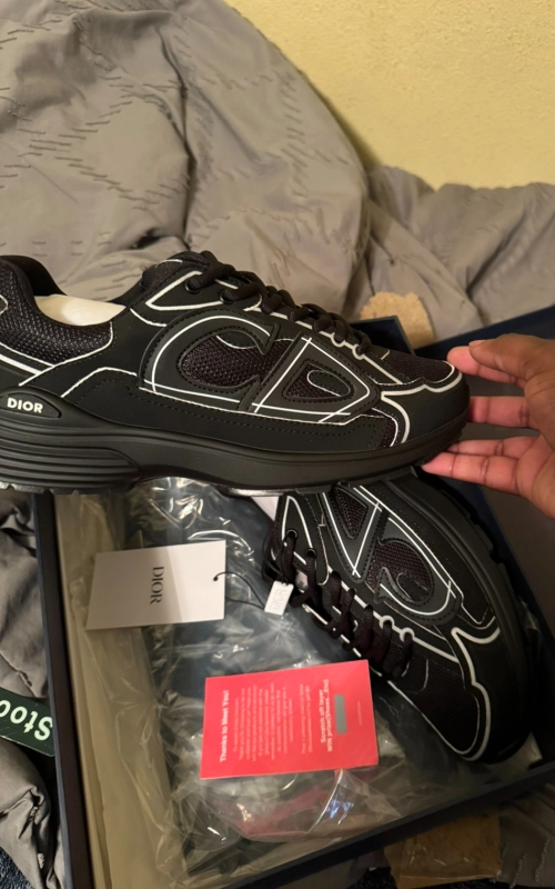 Dior B30 Triple Black 3SN279ZRF_H900 review 