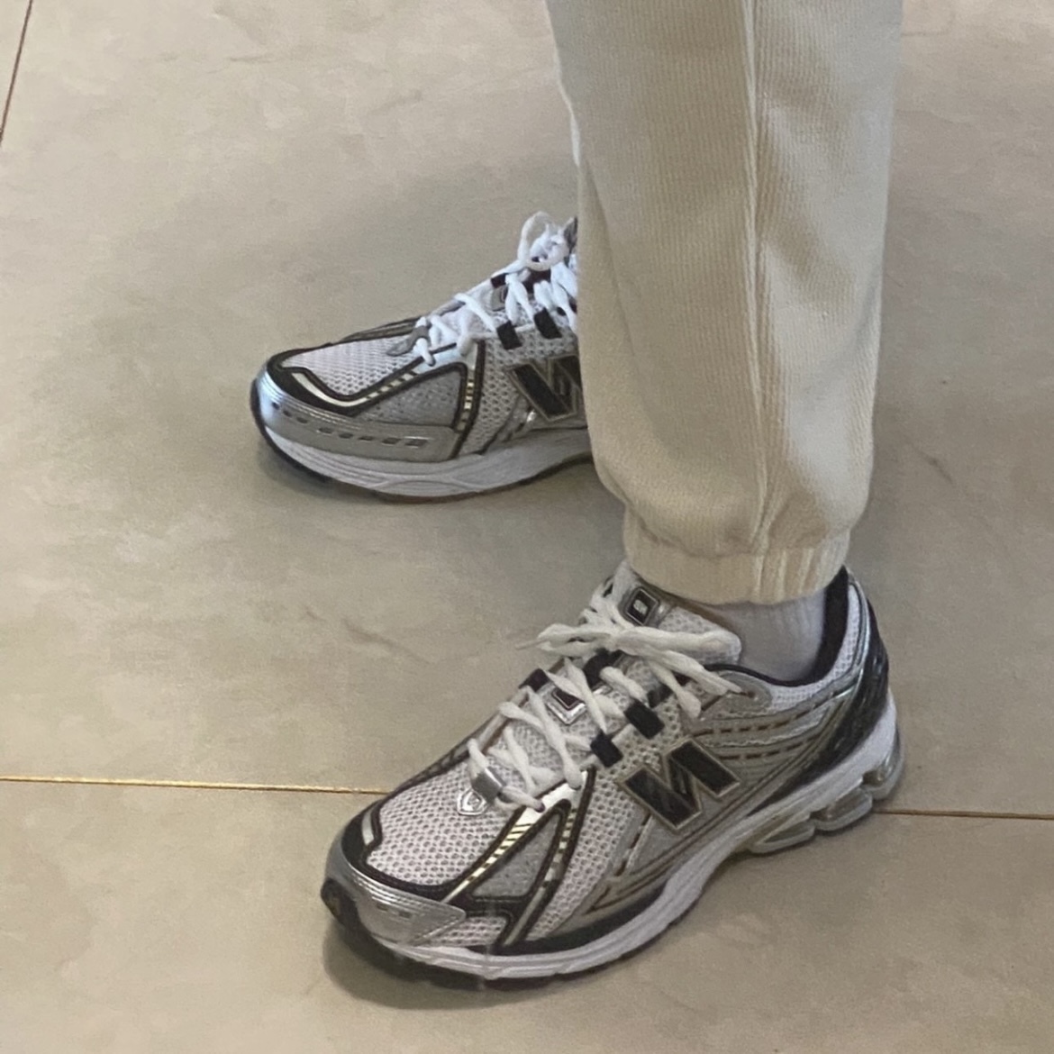 New Balance 1906R White Metallic Gold M1906RA review Giovanni Sataille