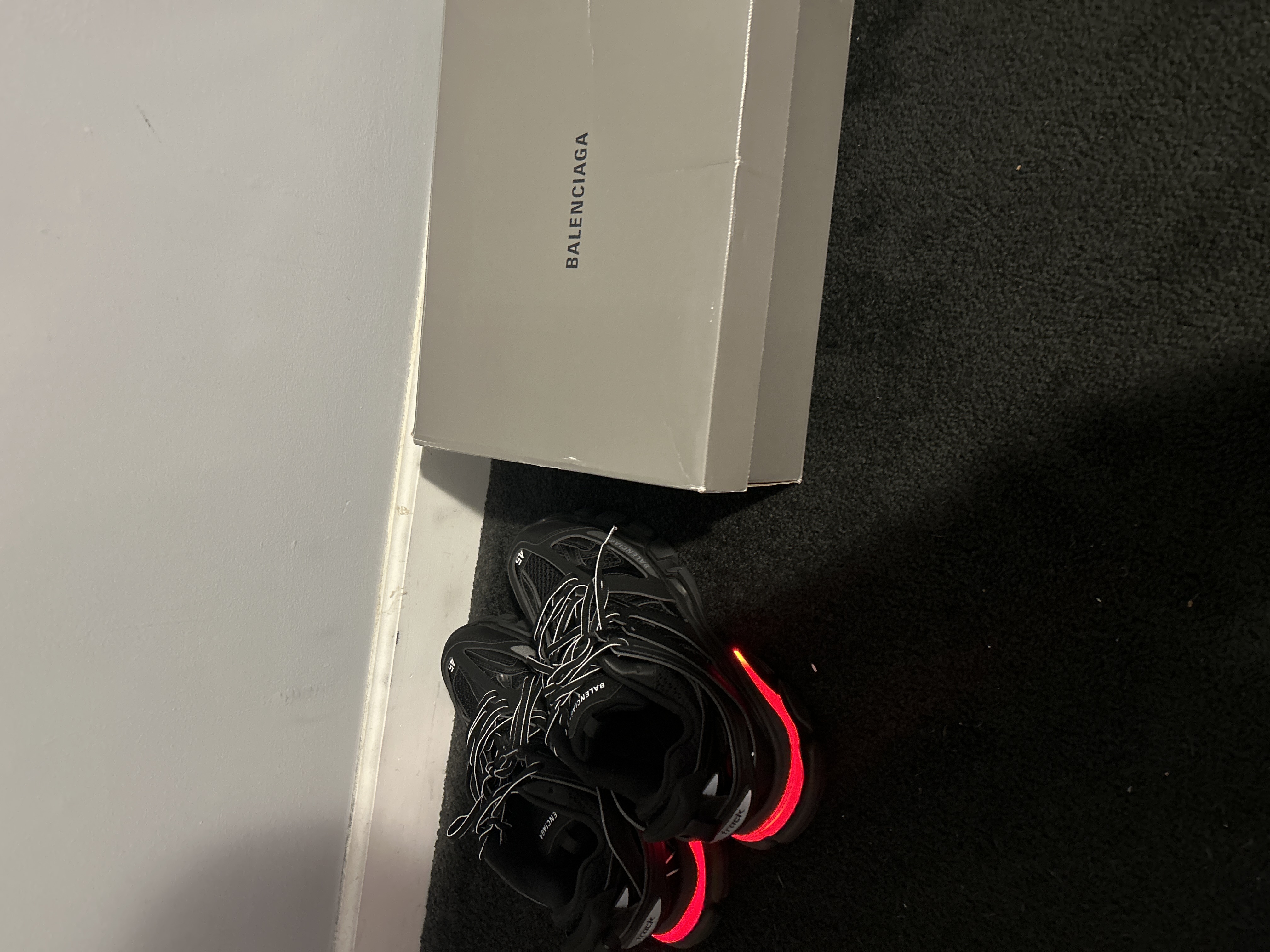 Balenciaga Track LED Black 555032W2GB11000 review Roy