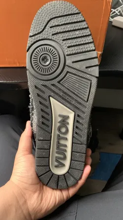 Louis Vuitton LV Skate Trainer Black Swarovski Monogran 1ABMHV review Doniie56 on ig 04