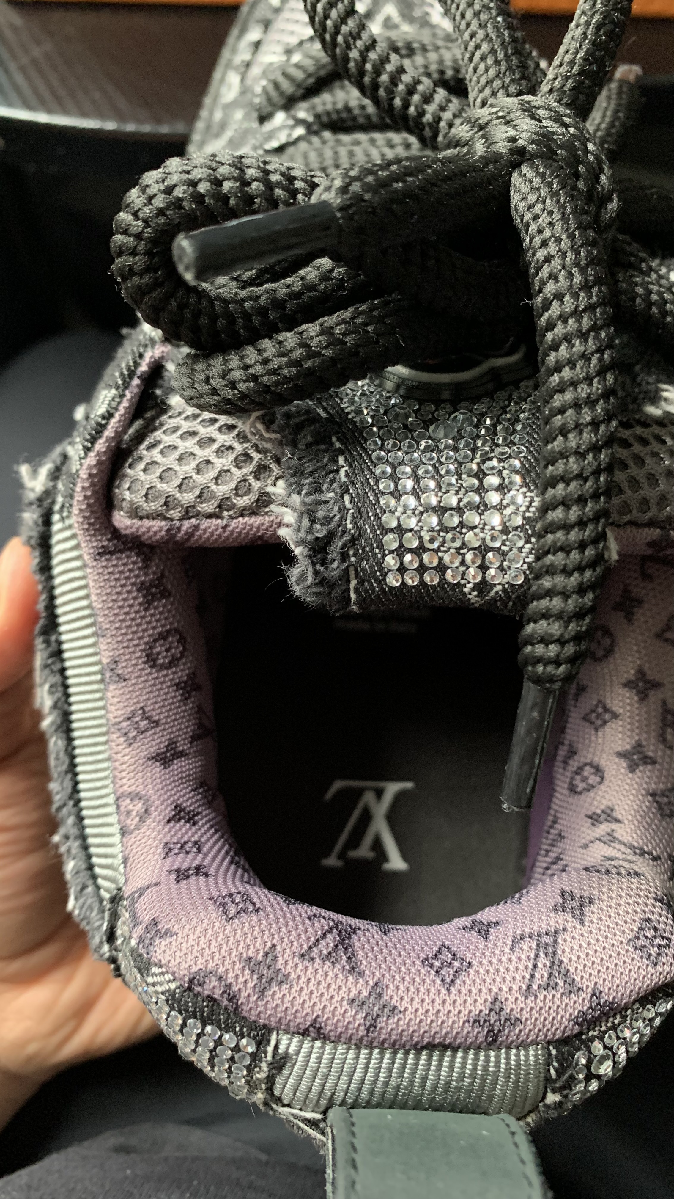 Louis Vuitton LV Skate Trainer Black Swarovski Monogran 1ABMHV review Doniie56 on ig 05