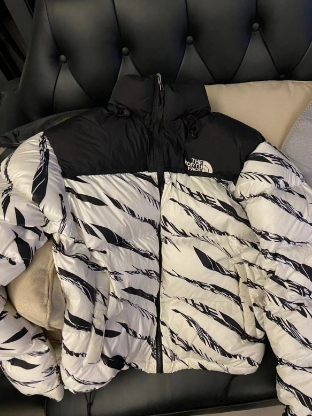 The North Face Splicing White Zebra review Nakian Jackson