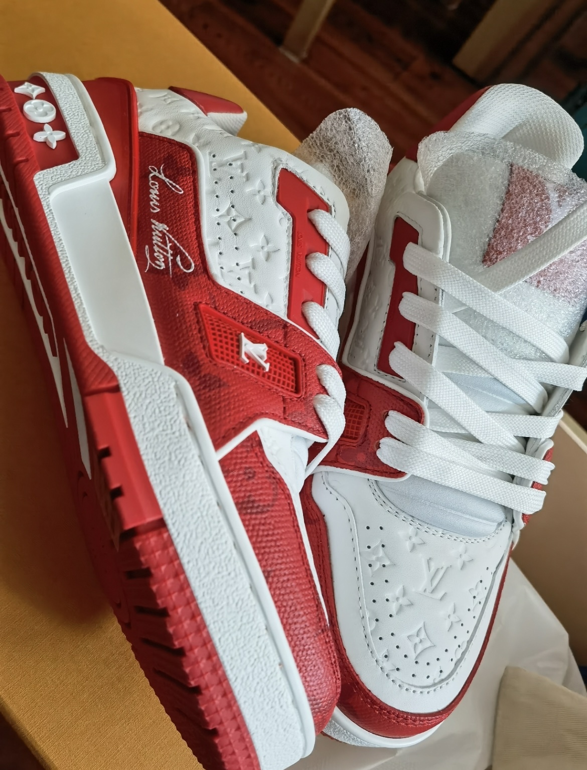 Louis Vuitton Trainer #54 Signature Red White 1AANFH review daniel peterson