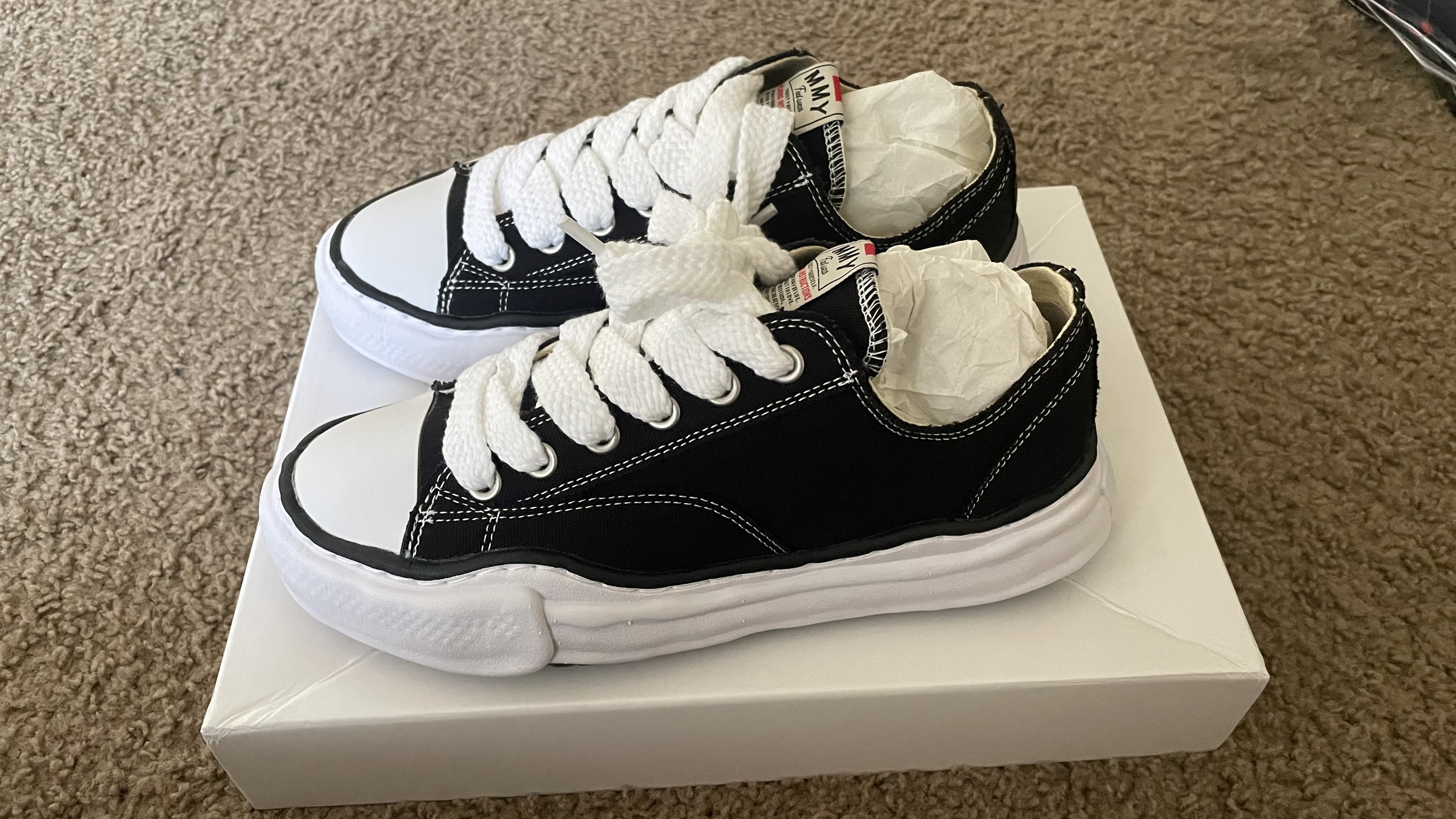 Mihara Yasuhiro Hank OG Sole Canvas Low Black And White NO.777 review kokeezy 01