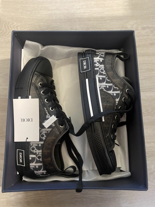 Dior B23 Low Top Canvas Oblique Black 3SN249YJP_H960 review 