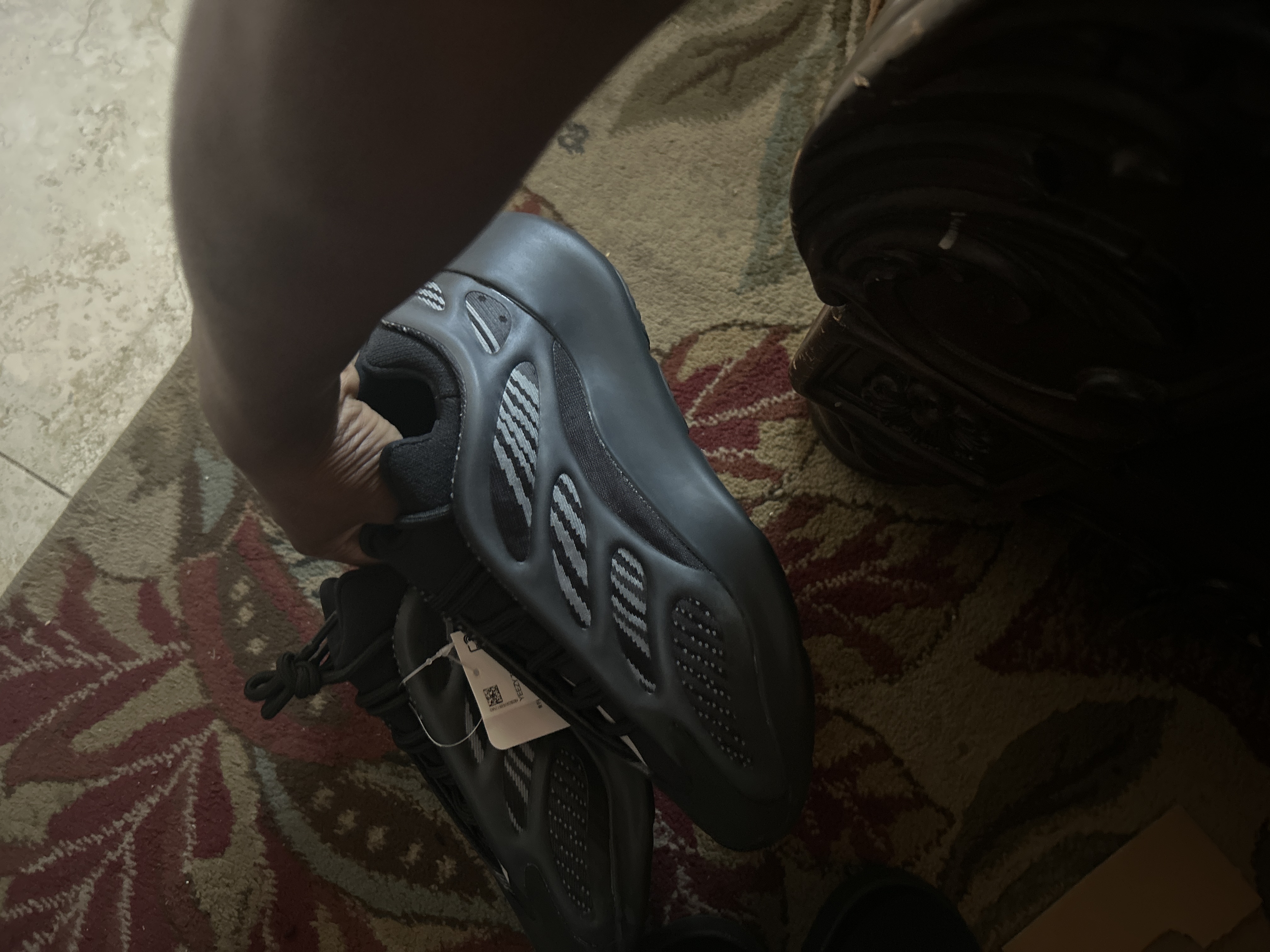 Adidas Yeezy 700 V3 Alvah H67799 review Idk