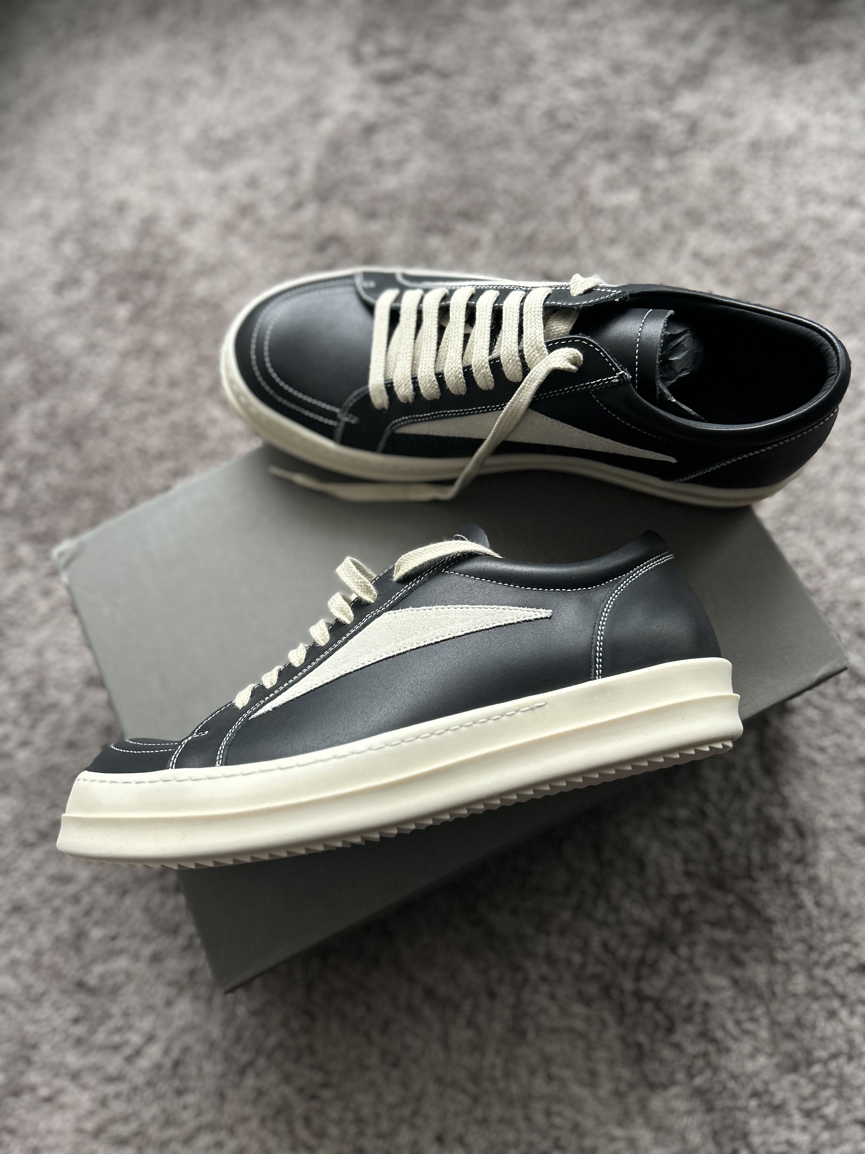 Rick Owens Strobe Vintage Low Black Suede RU01C4897-LVSLPO-911/RU02C7897-LVSLPO-911 review TJ