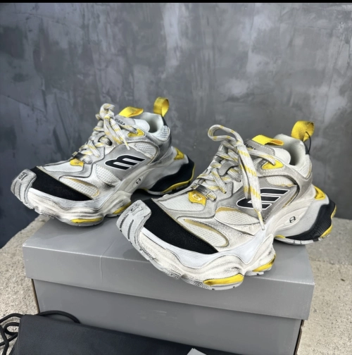 Balenciaga Cargo Grey Black Yellow 784339W2MV11170 review 