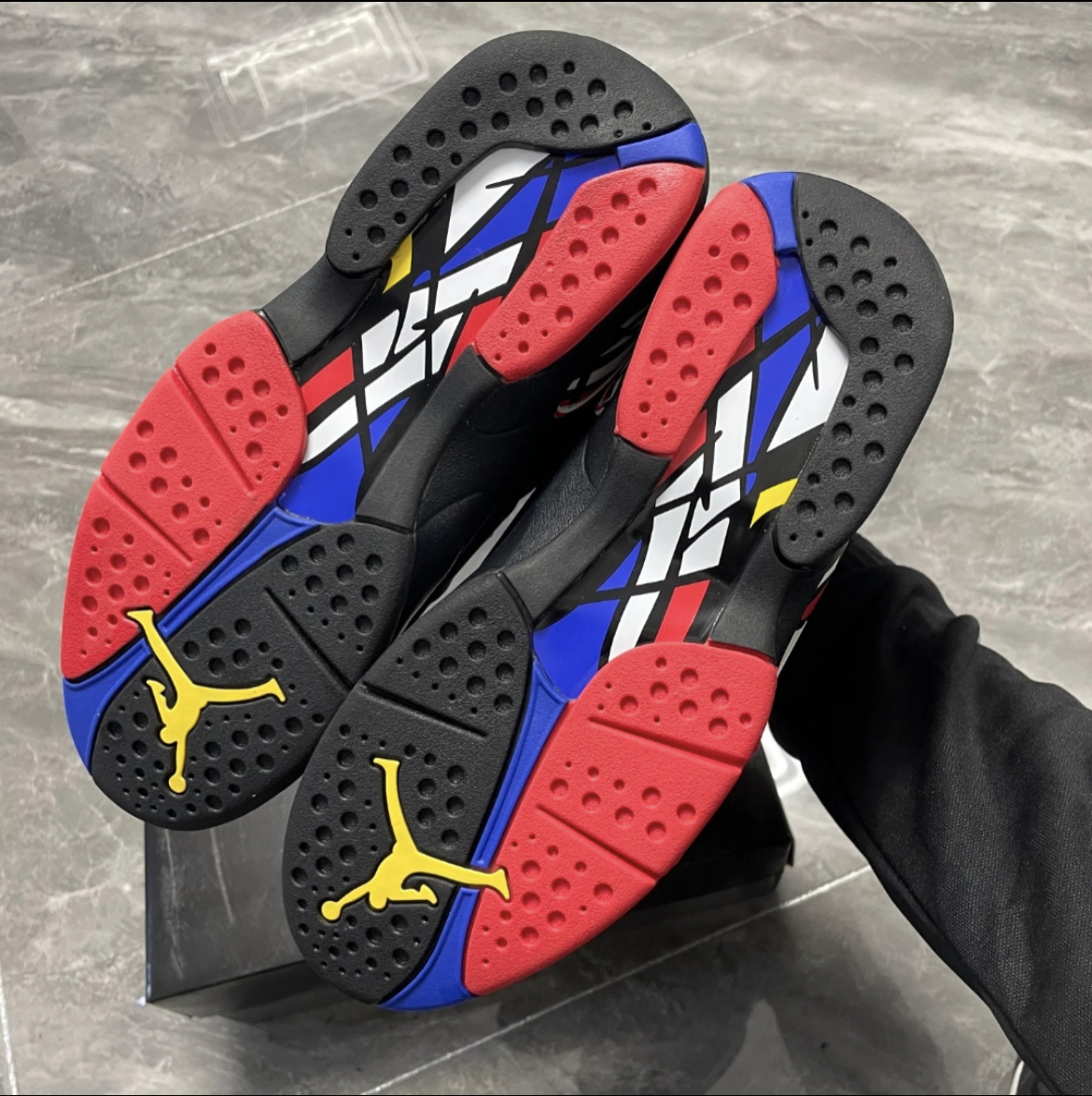 Air Jordan 8 Retro Playoffs 305381-062 review Dj Poole 02