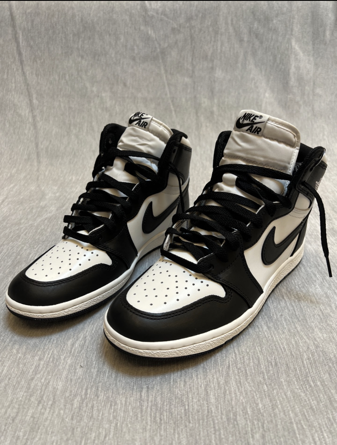 Air Jordan 1 Retro High 85 Black White BQ4422-001 review 0
