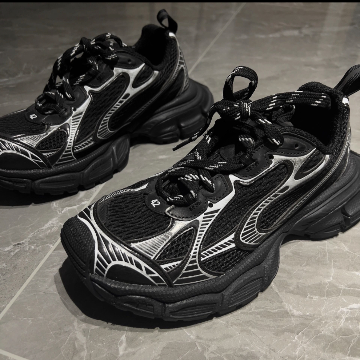 Balenciaga 3XL Sneaker in Black - 734731W3XL11090 review Gabriel Garcia