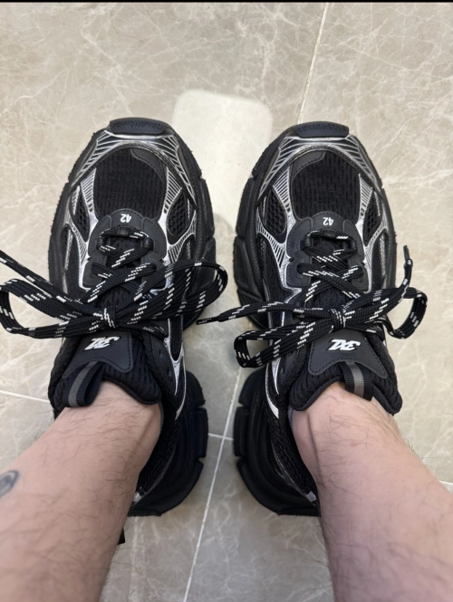 Balenciaga 3XL Sneaker in Black - 734731W3XL11090 review 
