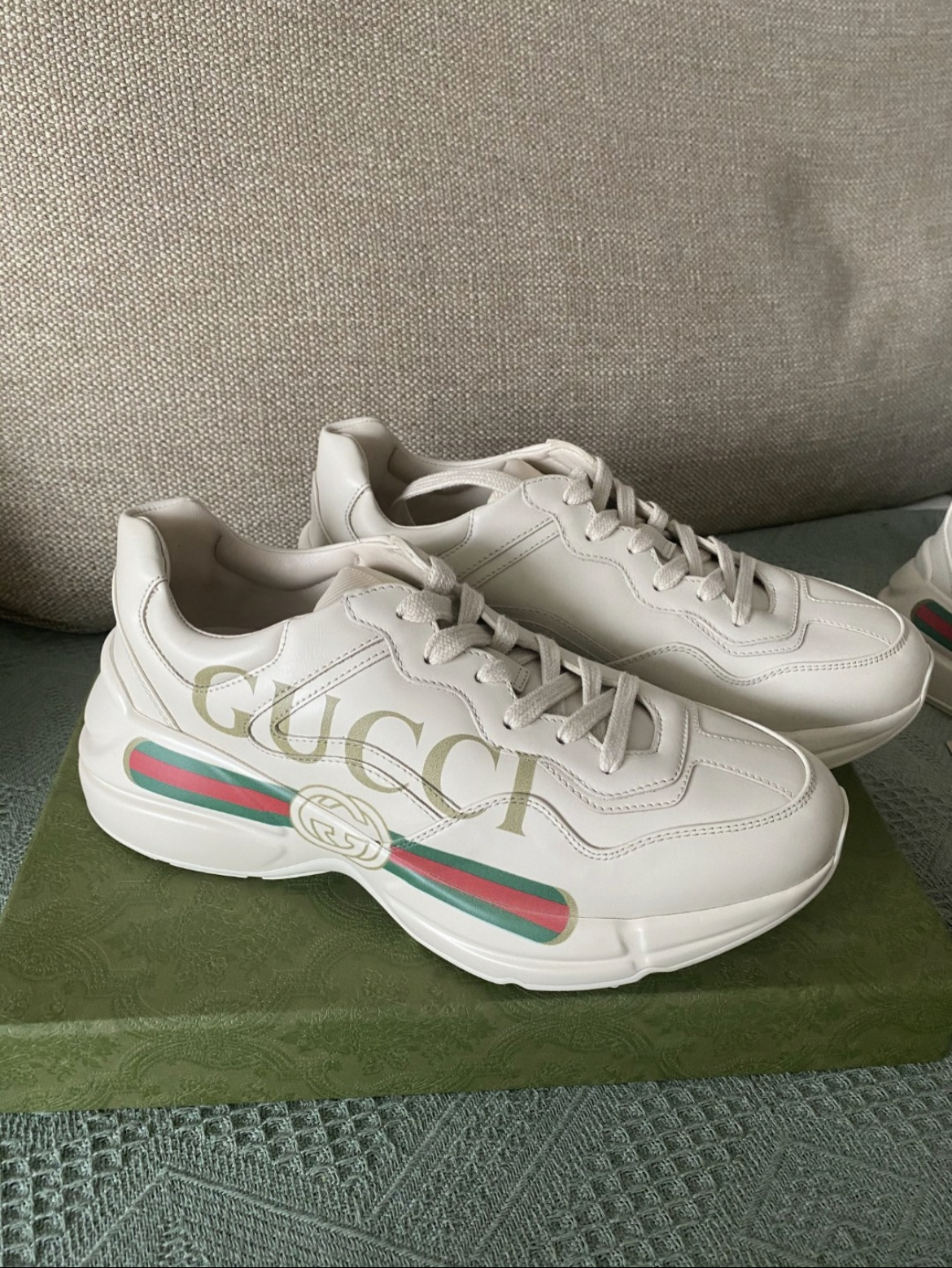 Gucci Rhyton Vintage Logo review Rigo Fogg