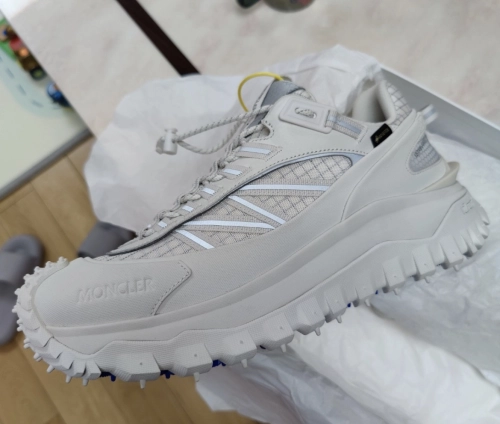 Moncler Trailgrip Gore-Tex Low White 4M00230M2058-014 review 