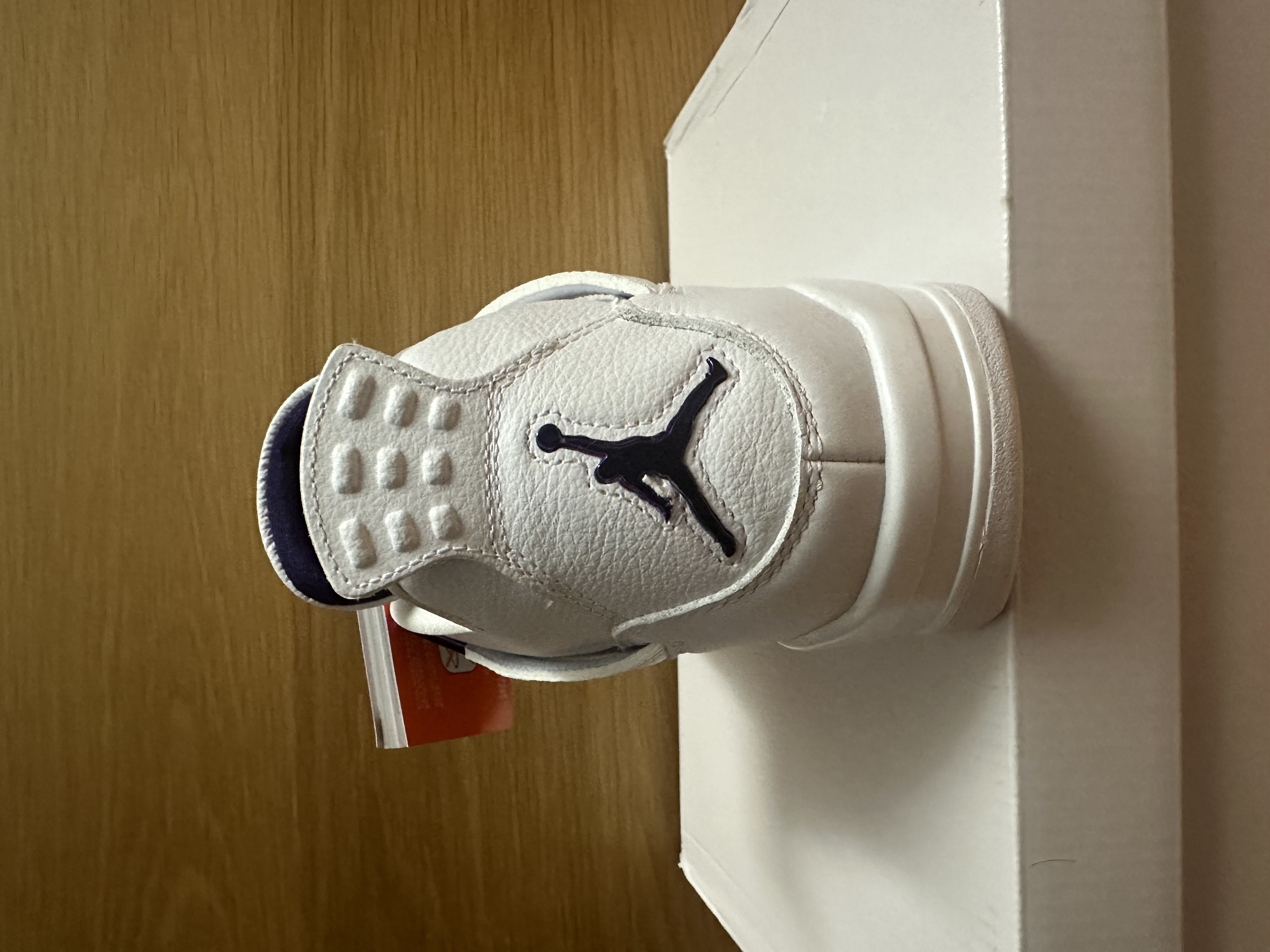 Air Jordan 4 Retro Metallic Purple CT8527-115 review Lucas 00