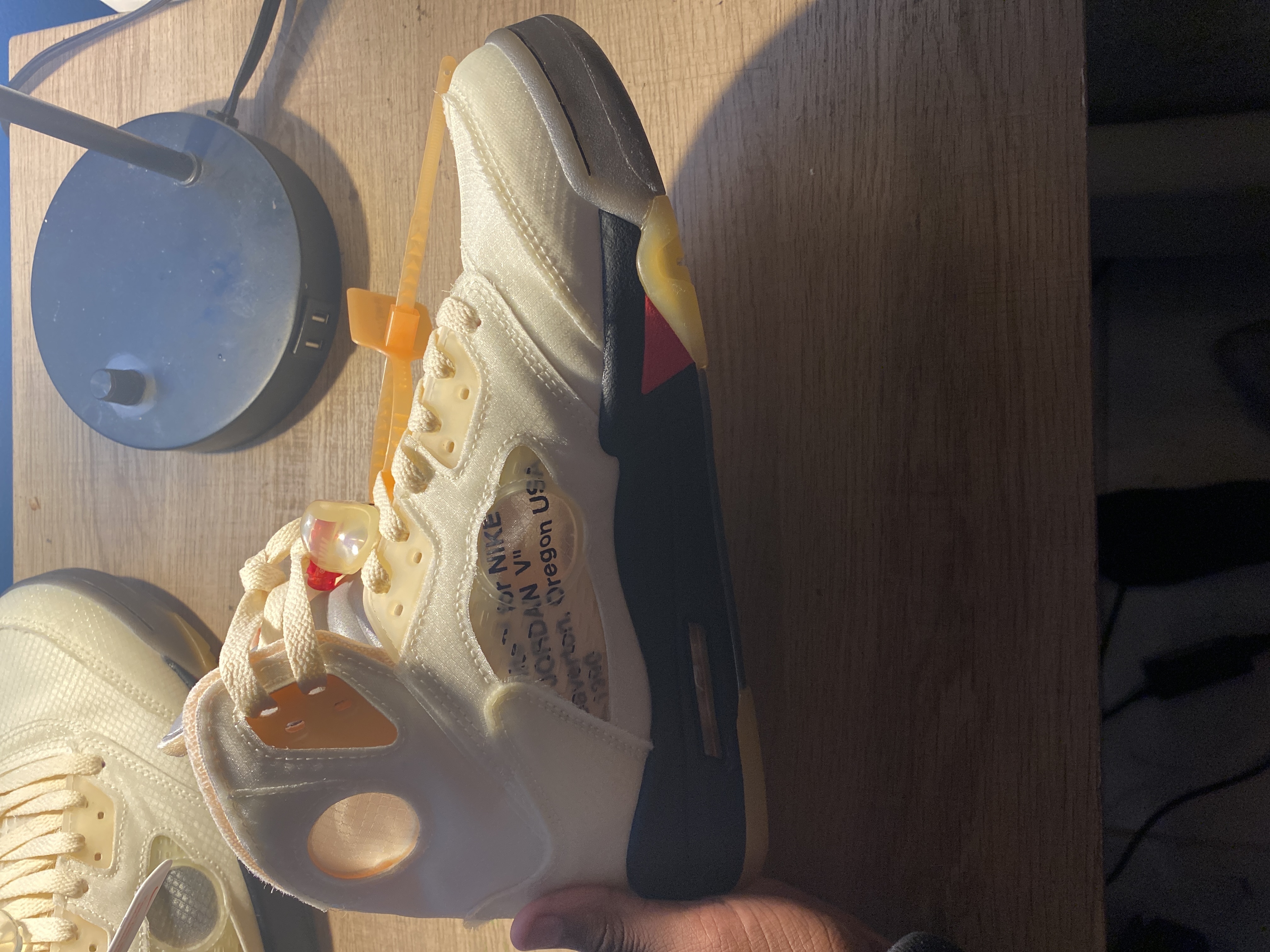 Air Jordan 5 Retro Off-White Sail DH8565-100 review be fr 00